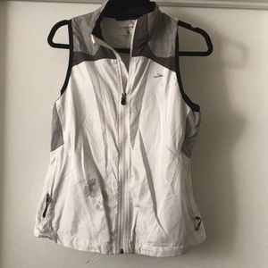 Brooks running vest